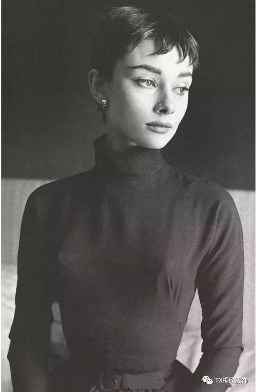 奥黛丽赫本吃瓜,演绎时尚界的“瓜界女神”